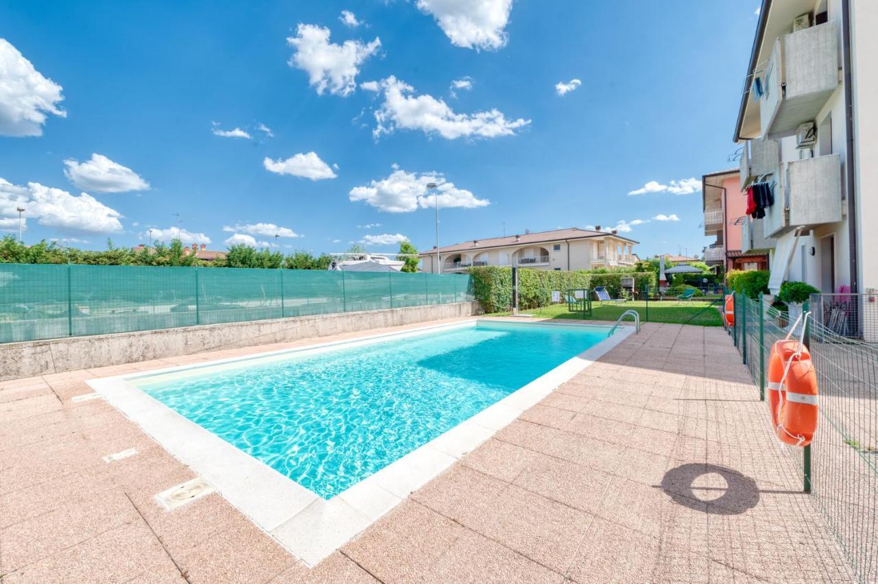Wolf House - Sirmione Holiday Exterior photo